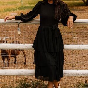 Ivy City Co. Black Long Sleeve Dress